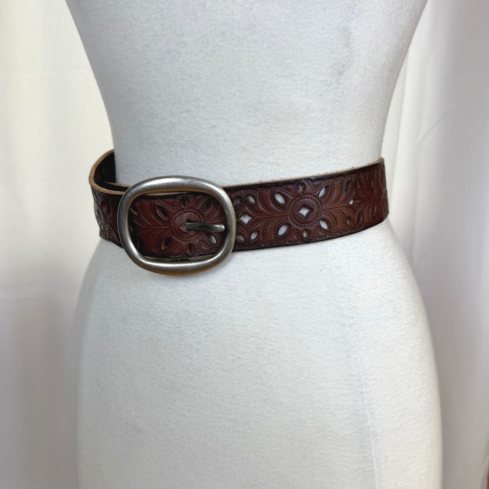 Vtg Fossil Brown Leather Boho Retro Belt Womens Small Hippie Indie Silver